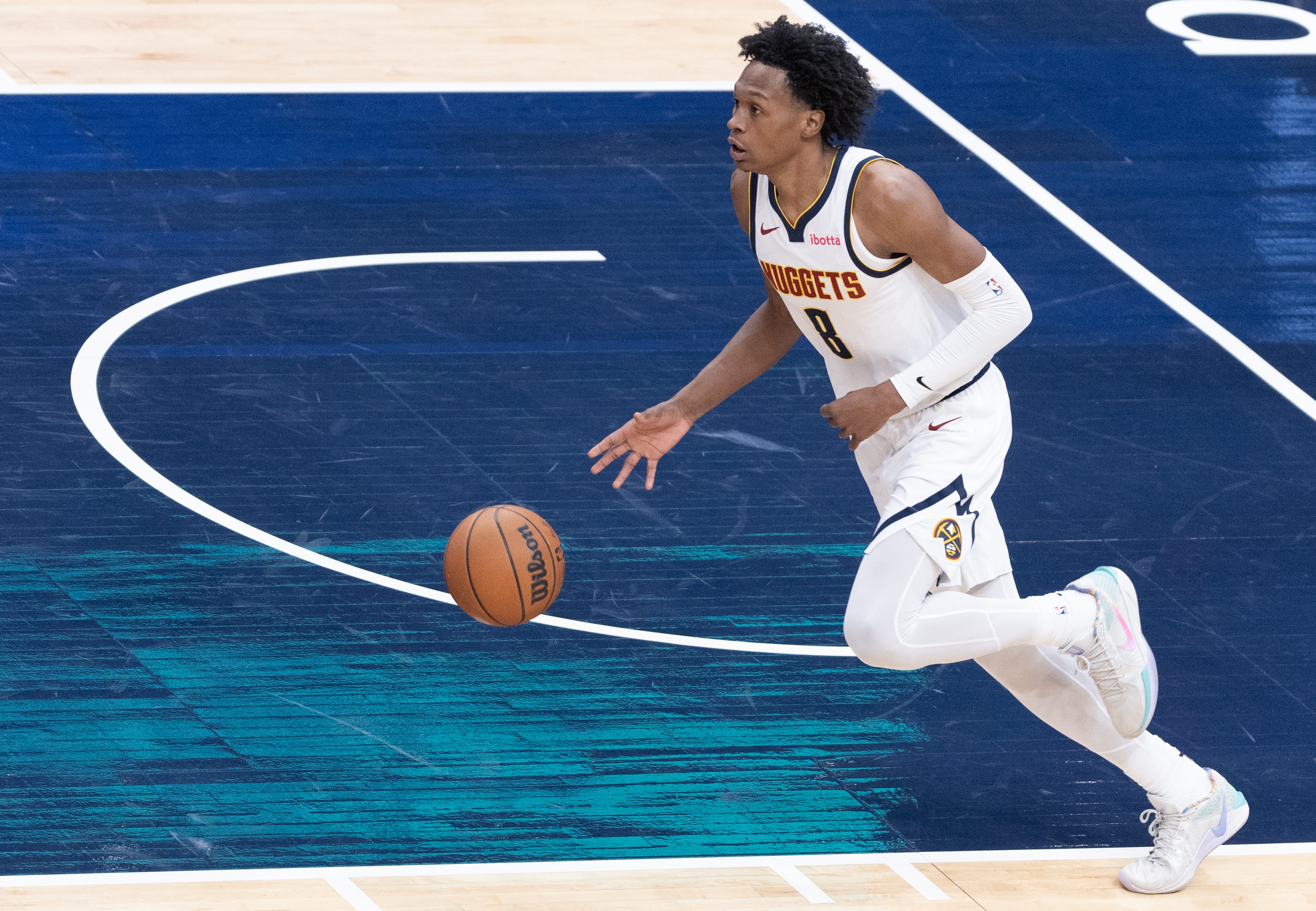 新球体育APP-爆发年啊!Scotto:掘金前锋沃特森左腿筋拉伤 将在4周后复查