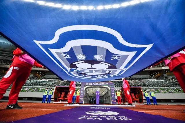 新球体育比分-球员讨薪,俱乐部讨债,谁愿为中超财务窟窿买单?